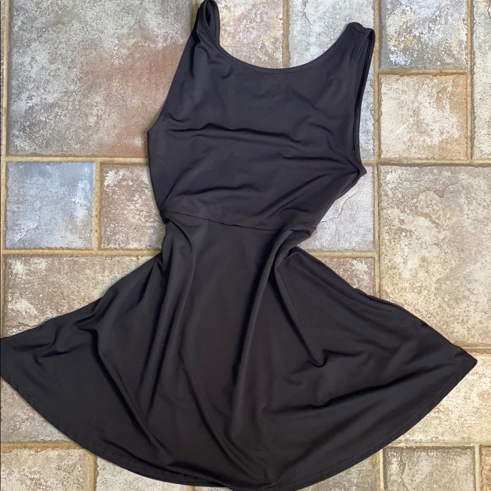 DIVIDED Scoop Neck Low Back Skater Dress Black